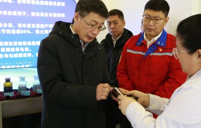 市委副書記、市長張濤一行蒞臨寶泰隆調(diào)研
